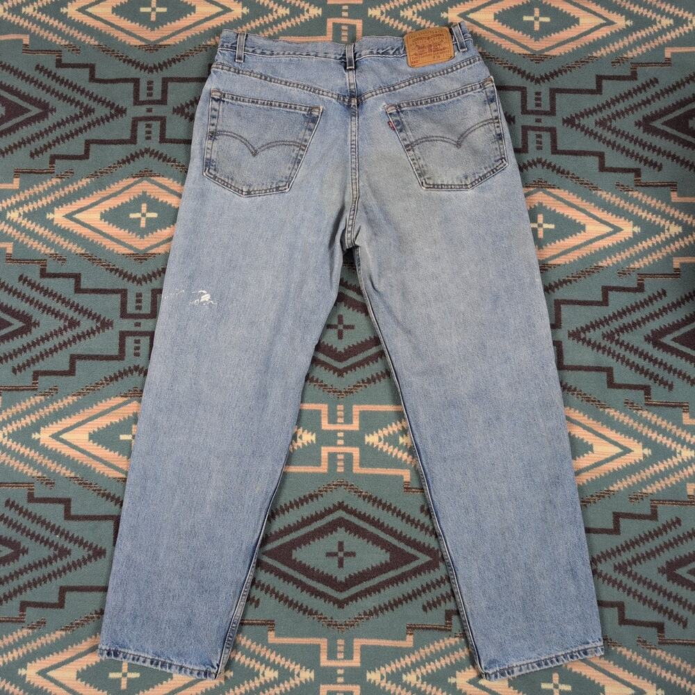 Levis 550 Jeans Relaxed Fit Mens 36x31 Blue Straight Leg USA Vintage Light Wash